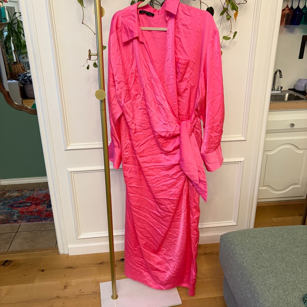 Eloquii Bright Pink Satin Maxi Wrap Dress - Picture 9 of 9